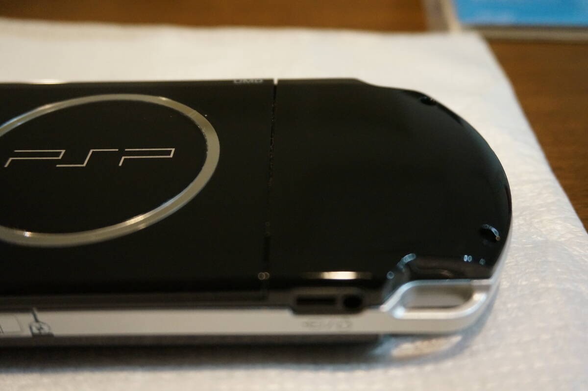 Sony PSP-3000 Black Console Near Mint Memory Card Included