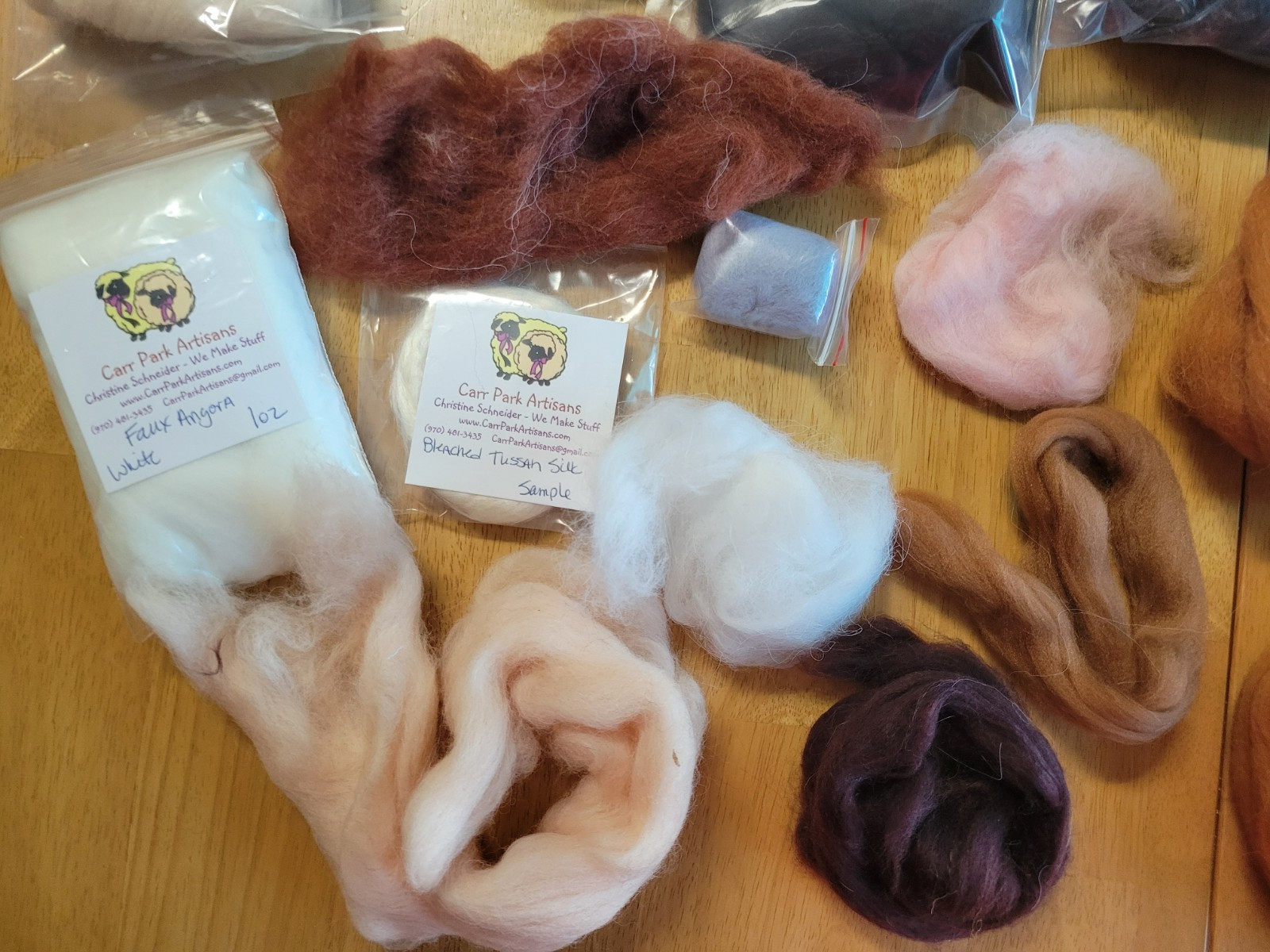Fiber Arts, Felting Wool Destash Lot. Merino wool roving, earthtones, variety