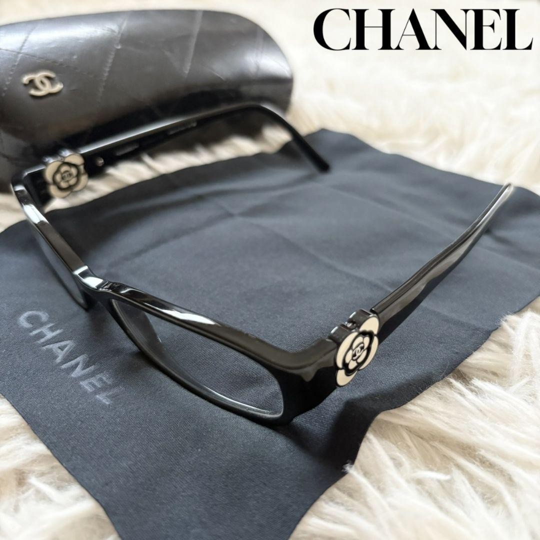 CHANEL 3131 Sunglasses with Coco Mark and Camellia Case