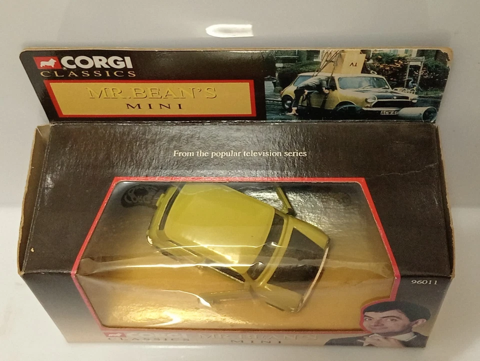 Corgi Classics / Mr Bean's Mini - Green - Boxed Model Car x1 - Image 2 of 4