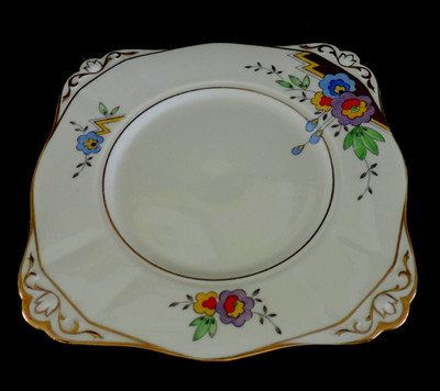 Vintage / Art Deco Porzellan Teeservice Brot / Kuchenteller. Pflanze Toskanisches China.3230A