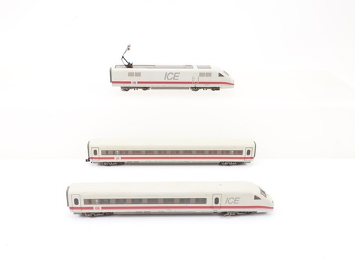 Fleischmann N aus 9381 K Triebwagenzug 3-tlg "ICE 2" BR 402 025-1 / 808 025-1 DB | Zustand: Gebraucht