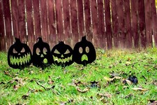 Halloween Yard Pumpkin Stake Pack , Pack of 4 Yard Stakes, Halloween Yard Decor