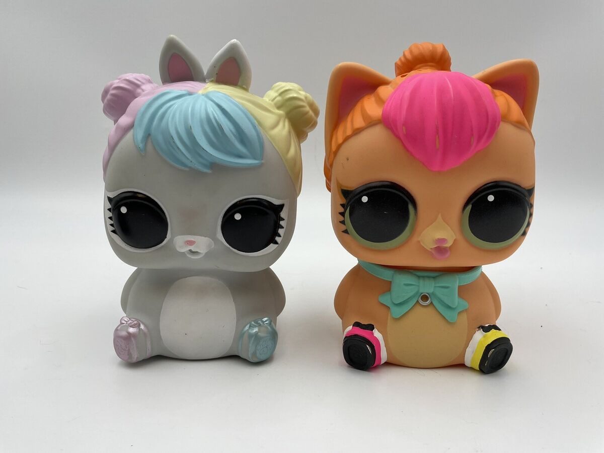 LOL Surprise,Biggie Pet Pink Spicy Kitty, 7” Tall Coin Bank, Backpack