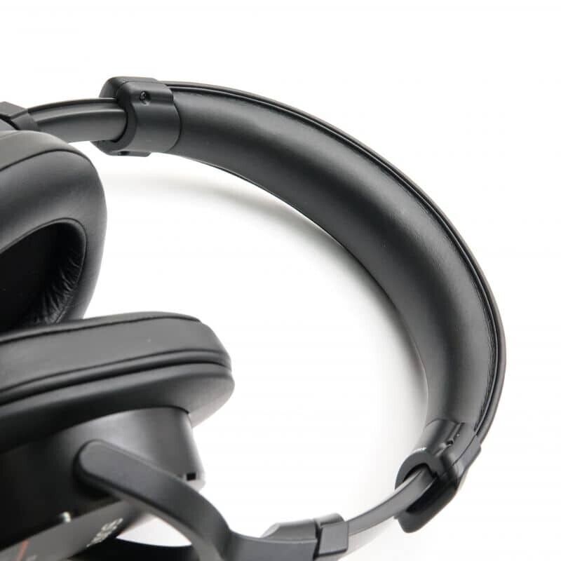 SONY MDR-M1ST Hi-Res 24 ohm Closed-back Studio Monitor SONY MDR-M1ST Hi-Res 24 ohm Closed-back Studio Monitor