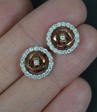 Stunning Pair of 18ct Gold and Diamond Circular Flower Cluster Stud Earrings