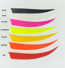 Trueflight 4" Shield Cut LW or RW Feathers - 1 Dozen