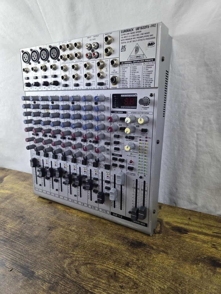 Behringer Eurorack UB1622FXPRO 16Channel Mixer With Mics eBay