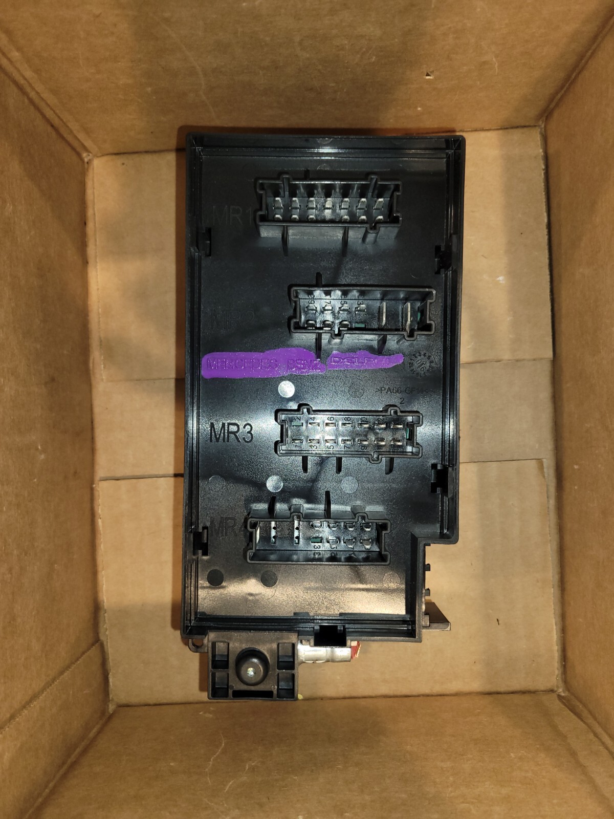 2006-2009 MERCEDES W164 W251 GL450 ML350 ML550 R350 FRONT RELAY ENGINE