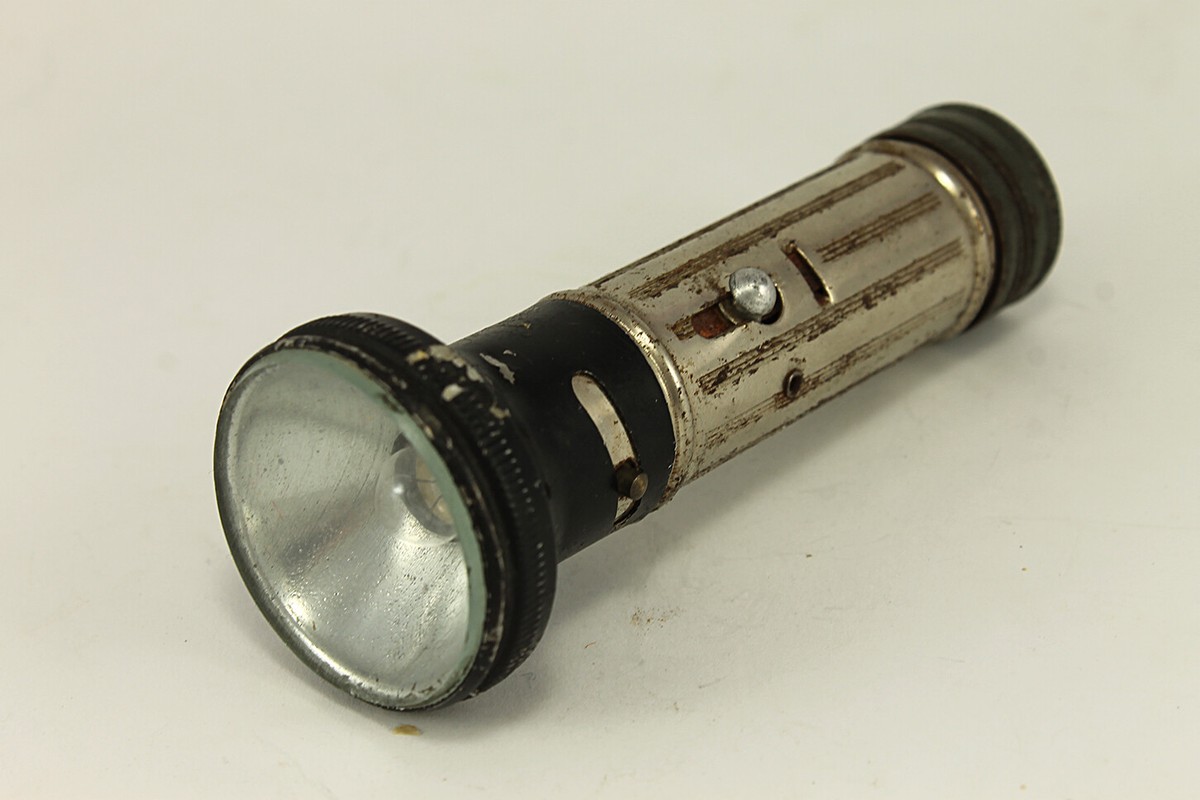 Lampe De Poche Vintage Pertrix No. 575 - Made In Germany - Fonctionnelle