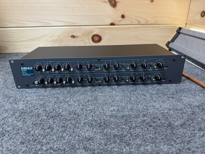   Ashly XR4001 Active 4-way Electronic Crossover XR-4001 XLR Stereo Pro Audio