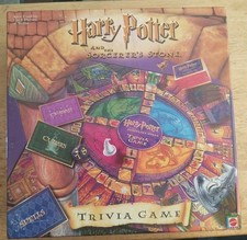 Harry Potter i Kamień Czarodziejów, gra planszowa Trivia, kompletna, 2000 Mattel.