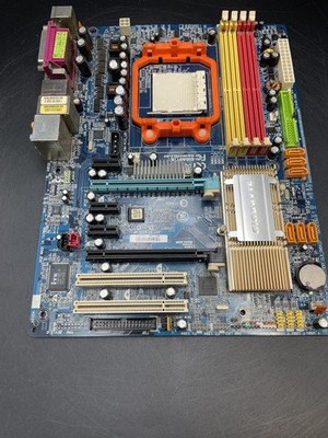 Gigabyte GA-M55SLI-S4 ATX Motherboard