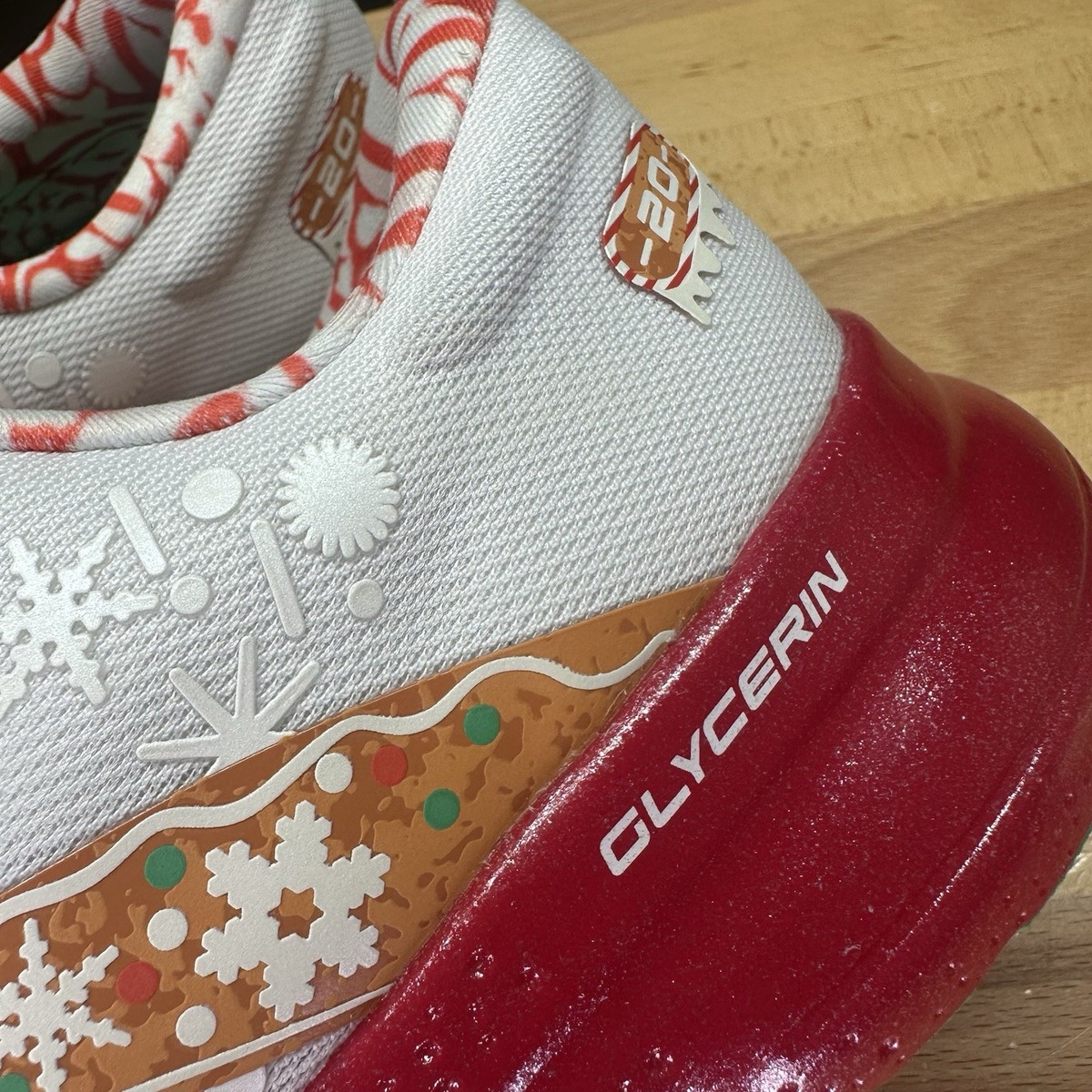 Brooks Glycerin 20 Run Merry Christmas Holiday Xmas Running 