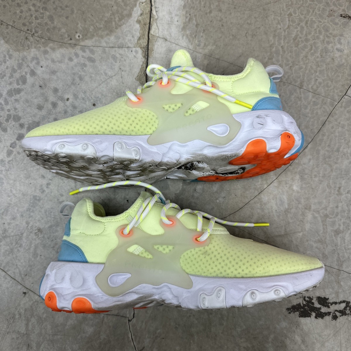 Size 12 - Nike React Presto Psychedelic Lava / AV2605-700