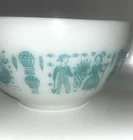 Vintage PYREX  441 Cinderella Mixing Bowl 1 1/2Pt. White Turquoise Butterprint