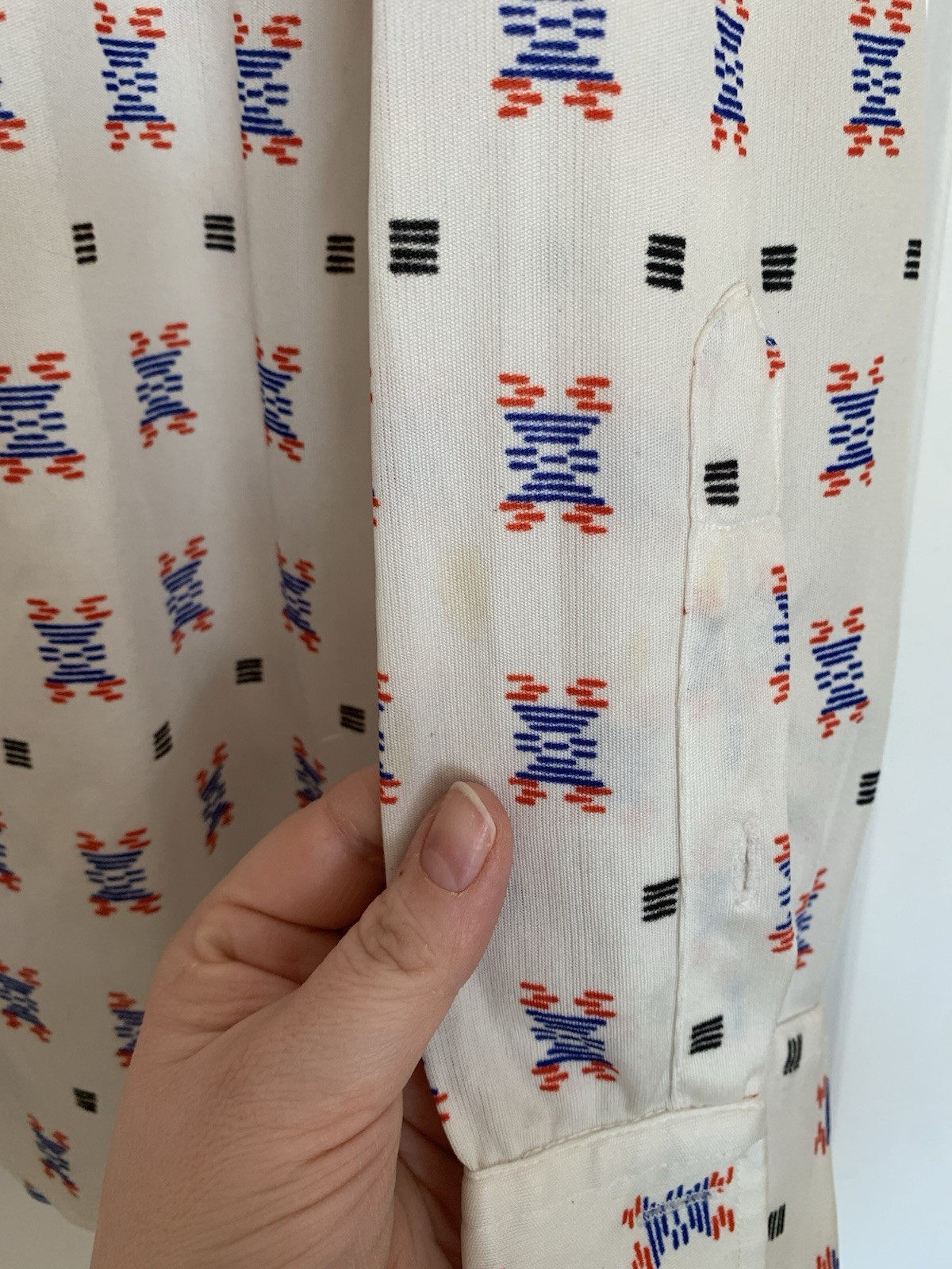 70S Polyester, Givenchy Martini Art, Collared Shirt long sleeve men’s 15 1/2 34 thumbnail 4