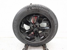 LAND ROVER DISCOVERY SPORT L550 ALLOY WHEEL & TYRE 3.90MM 235/60/R18 18" 8J 2022