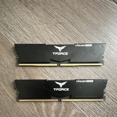 2x8GB TeamGroup T-Force  Vulcan DDR5-5200 Desktop RAM PC (FLBD58G5200HC40CBK)