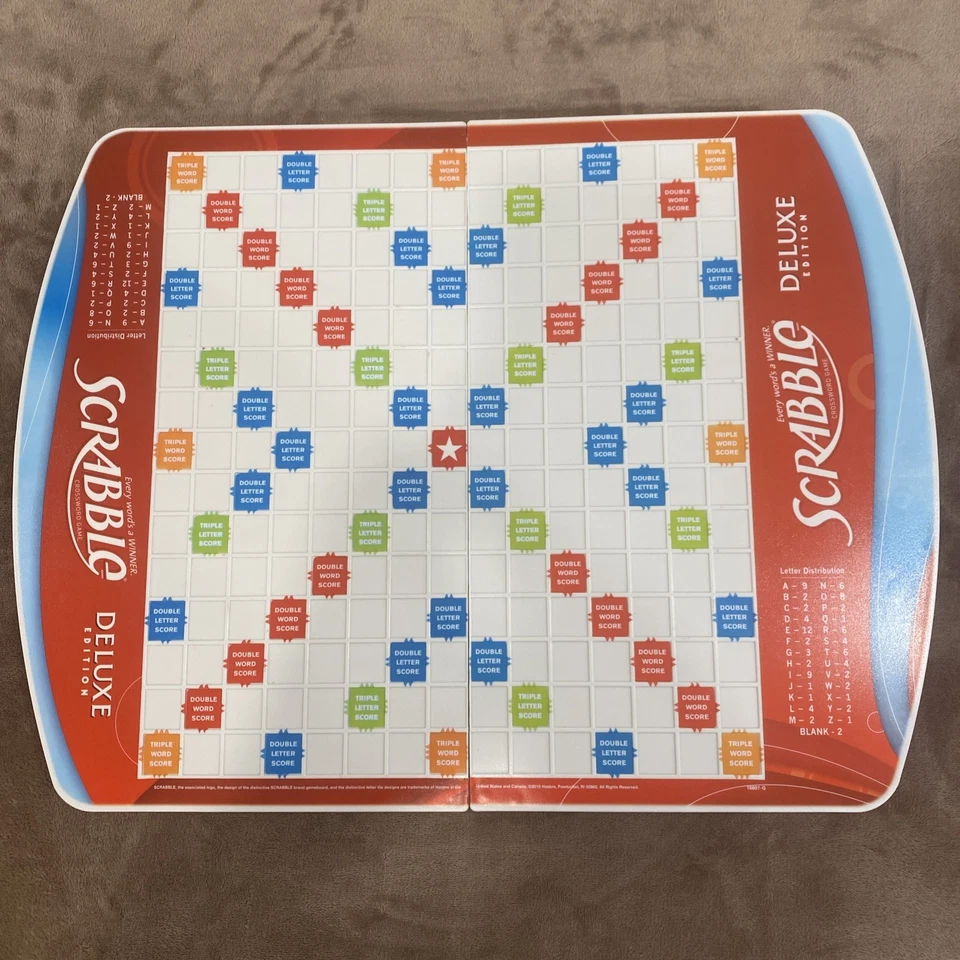 TABLERO GIRATORIO EDICIÓN DE LUJO SCRABBLE TAMAÑO COMPLETO Y ESTUCHE DE VIAJE PLEGABLE GIRATORIO Foto 4 de 4