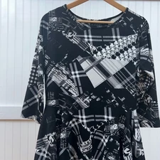 Attitudes by Renee Black White Asymmetric Top Plaid Houndstooth Collage Petite S