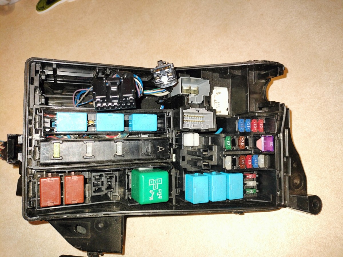 lexus is250 cigarette lighter fuse 2006-2008 Lexus Is250 Fusebox Fuse Box Relay Module 82662-53120