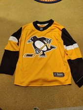 Men's Pittsburgh Penguins Fanatics Gold Alternate Breakaway HOCKEY Jersey SZ M