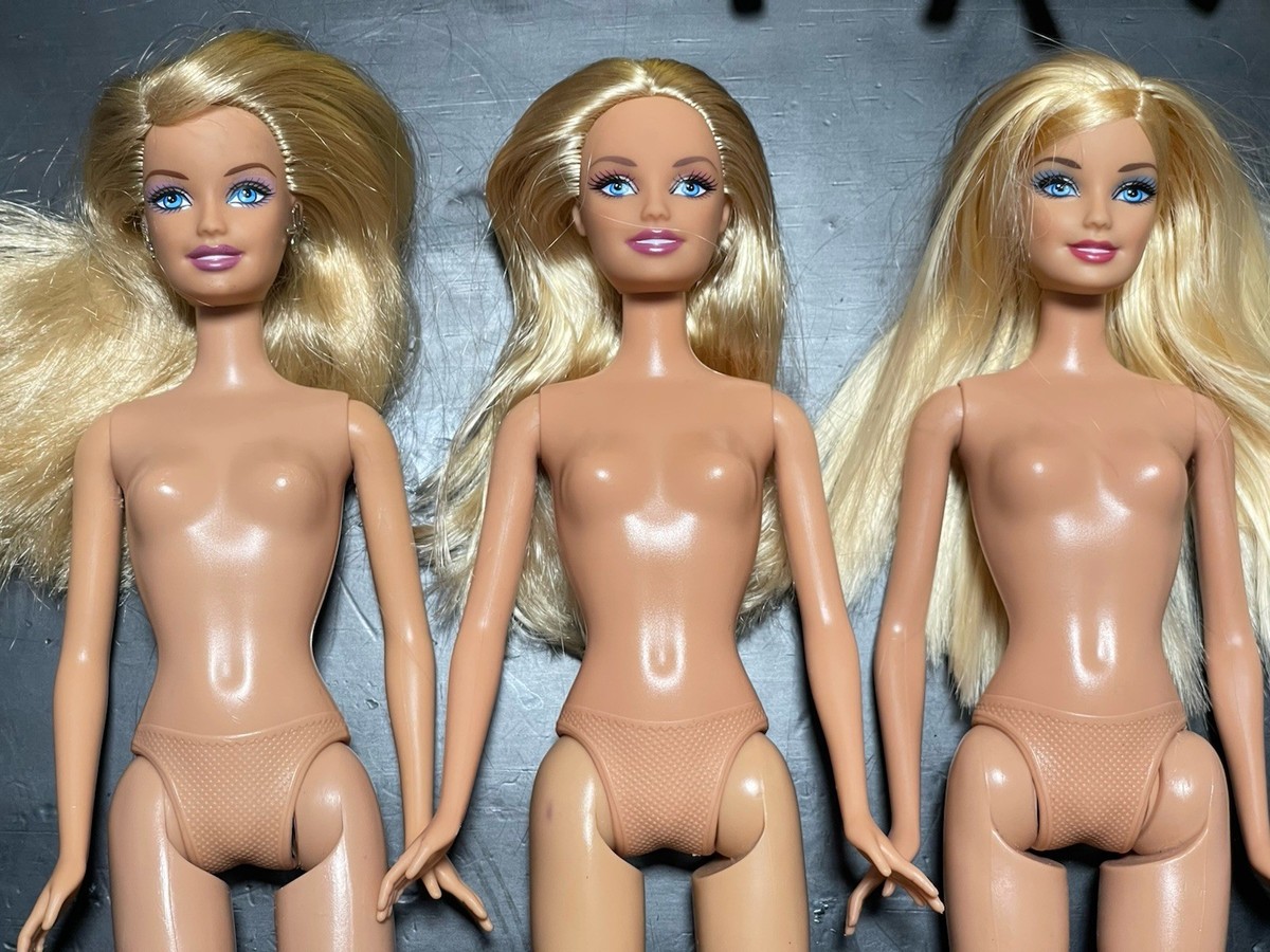 Barbie 2009 Wave 1 Fashionistas Doll Girly, Cutie & Fab Girl P6882