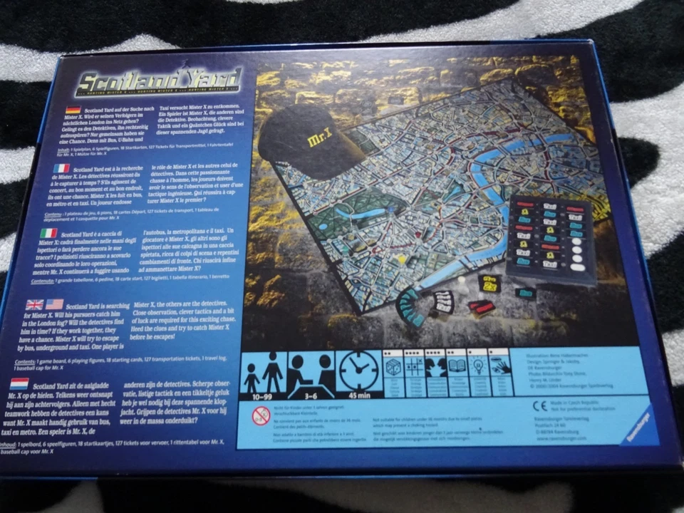 SCOTLAND YARD  Boardgame.   Complete & in Superb Condition.   With MR X  Cap - Image 2 of 4