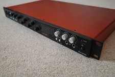 Focusrite Scarlett 18i20 2nd Gen USB Audio In...