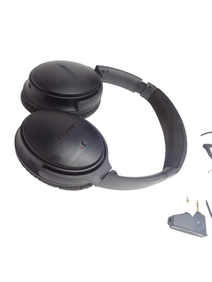 Bose QuietComfort 35 Wireless Headphones II Model 425948 for sale