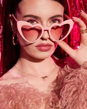Pink Heart-Shaped Sunglasses Bridesmaid Bachelorette - Pink Lenses