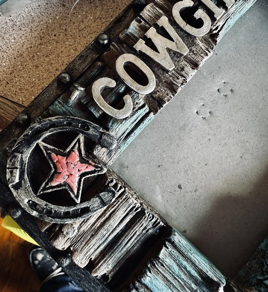 Marco de fotos cobertizo rojo 4x6 marrón plata rosa herradura diseño occidental VAQUERA NUEVO Foto 2 de 4