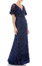 Mac Duggal 67712 Floral Appliqué Flutter Sleeve Lace Gown SZ 8 ($698) Midnight