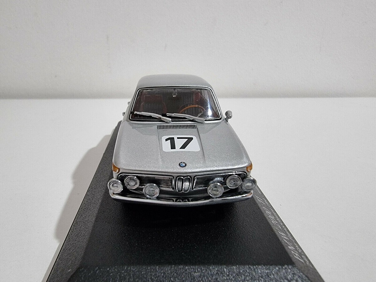 Minichamps BMW 2000 Ti 17 Ickx Van Ophem WINNERS 24H SPA