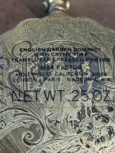 Elegant Vintage Max Factor Woman's Gold Plated English Garden Compact - Foto 6 di 6