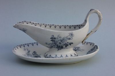Sauciere Flore Saargemünd Sarreguemines , um 1900