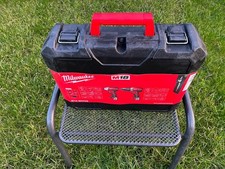 Milwaukee M18 BPP2Q-402C 18V Drill & Impact Driver Wrench Kit - practically new