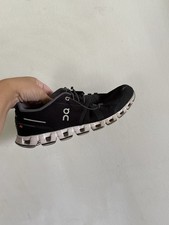 On Cloud Womens Cloud 6 Black White Comfort Swiss Engineering Sneakers, Size W10