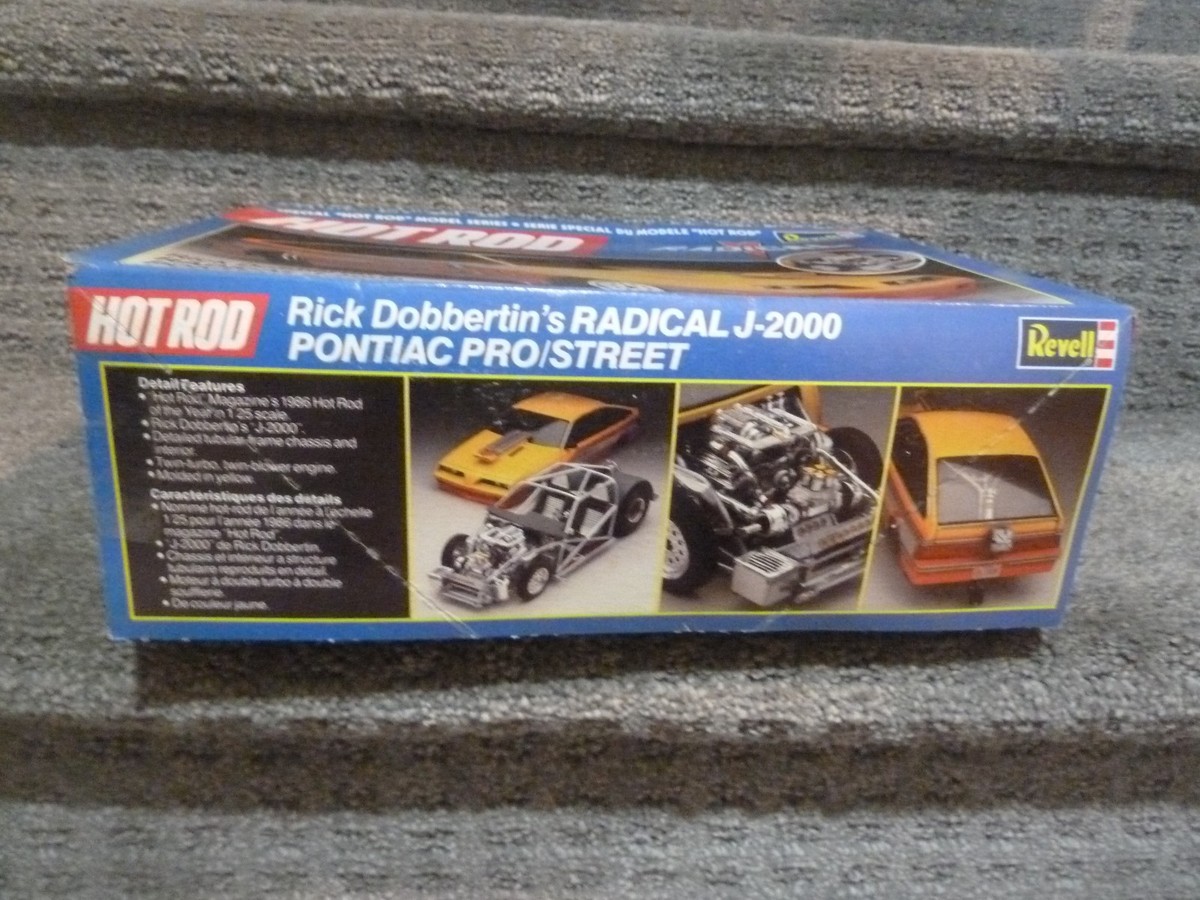 Revell Radical J-2000 Pontiac Rick Dobbertin Hot Rod Model Kit