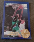 1992 Fleer Basketball Terry Davis #6
