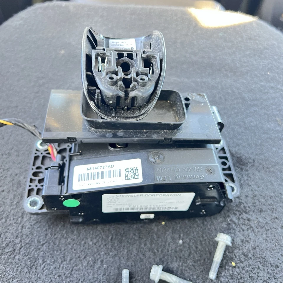 12-14 Dodge Charger Chrysler 300 conjunto seletor de câmbio de marchas 68140727AD FABRICANTE DE EQUIPAMENTO ORIGINAL - Imagem 3 de 4