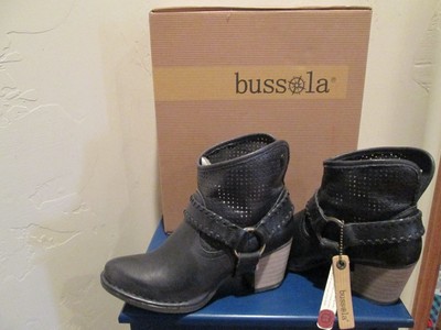 bussola booties