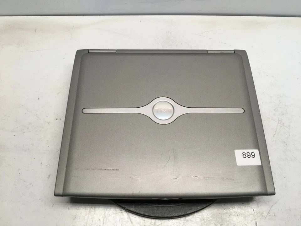 Dell Inspiron 1150 Intel Pentium 4 2,8 GHz 1 GB SIN DISCO DURO - Pantalla tenue Foto 2 de 4