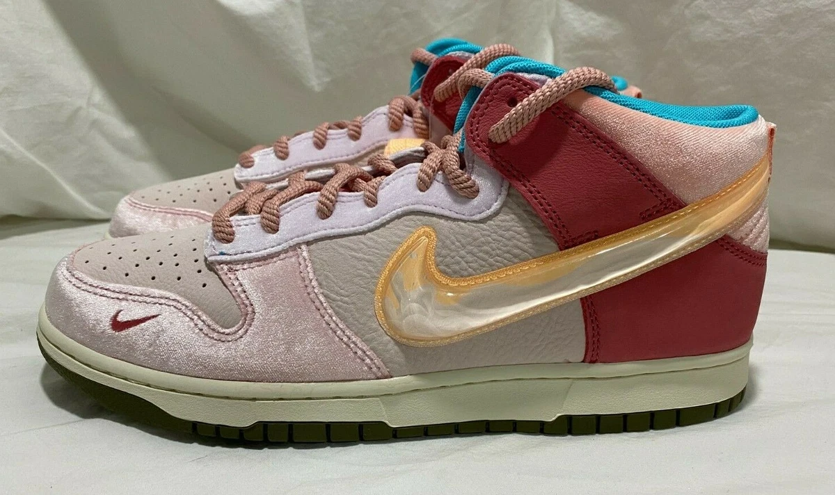 nike dunk mid x social status