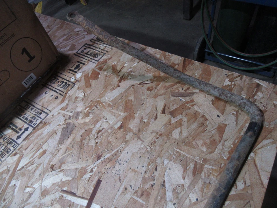 1975-1986 Chevrolet C30 dually REAR stock sway bar suspension part - Image 3 of 3