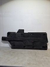 VW POLO 2014 RIGHT SIDE UNDER TRAY BODY PROTECTION COVER 6Q0825202M