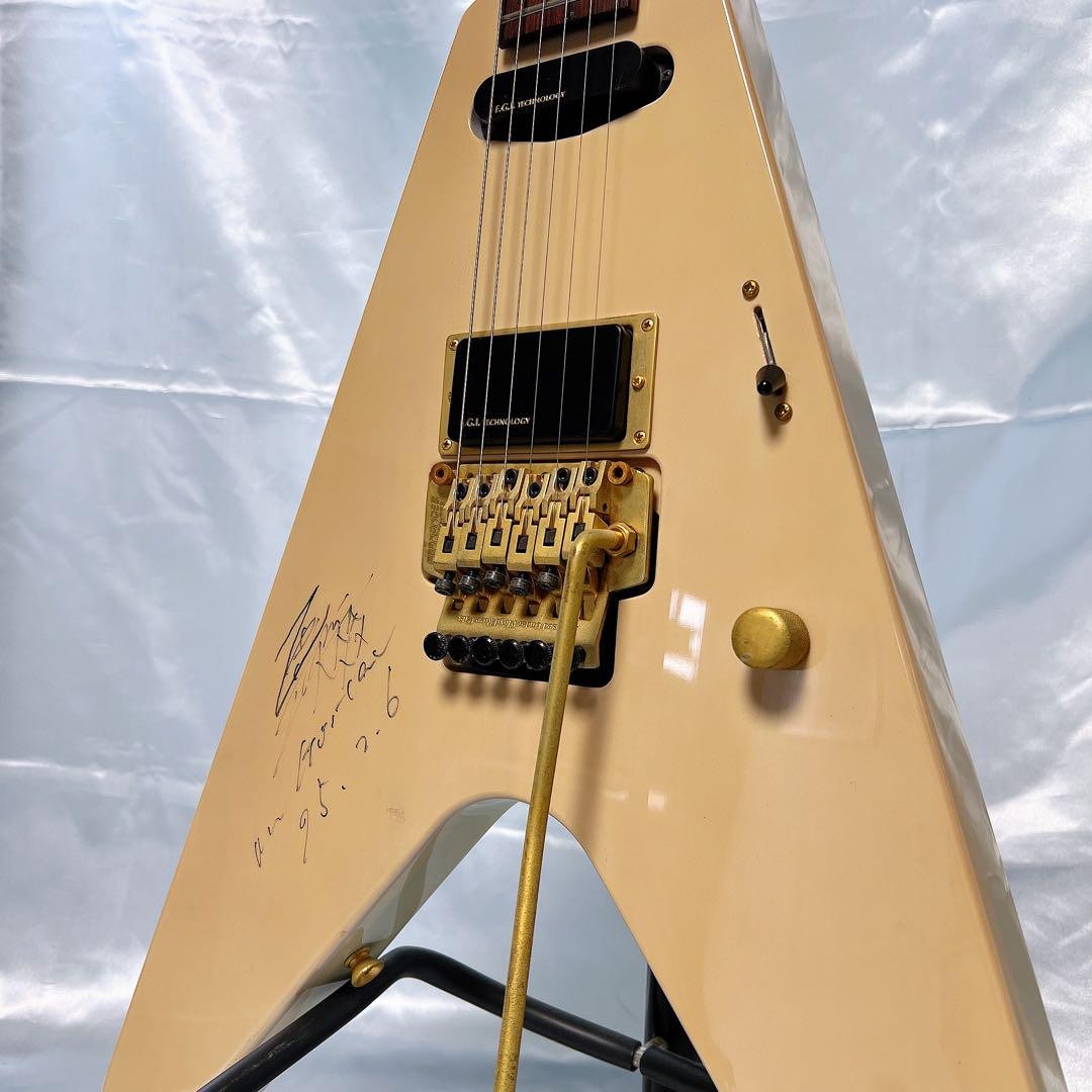 FERNANDES BSV-80 フライングVギター Fernandes BSV Flying V 80's Made in Japan Black FRT Floyd