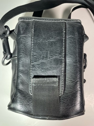 Case Logic Leather Camera Bag Case with 2 Storage Sections Zip + Removable Strap - Picture 9 of 16