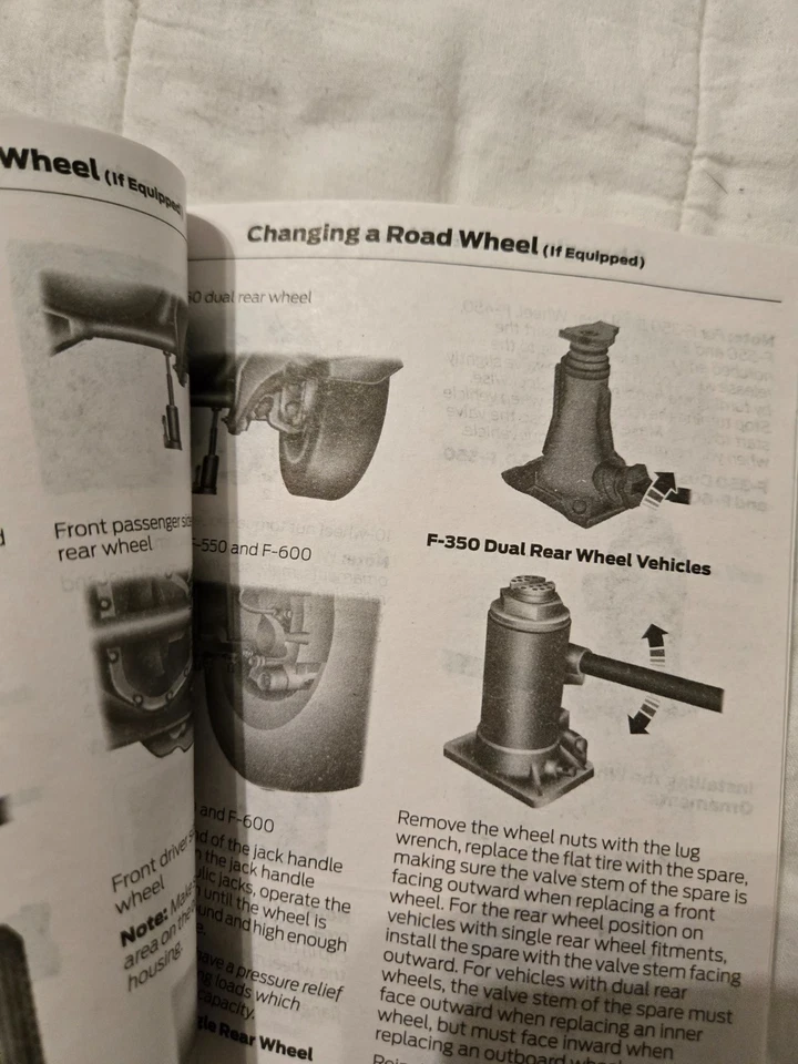 2023 Ford F-250 F-350 F-450 Super Duty Supplemental Owners Manual XL XLT LARIAT - Image 4 of 4